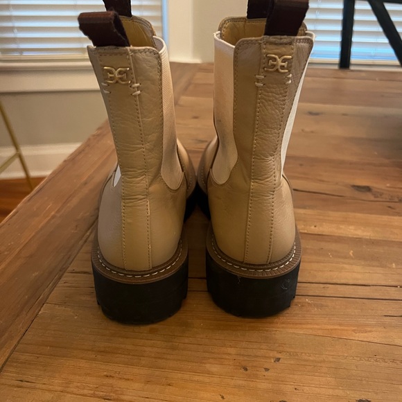 Sam Edelman LaGuna Chelsea boot in Sesame leather size 7.5 - Picture 4 of 6